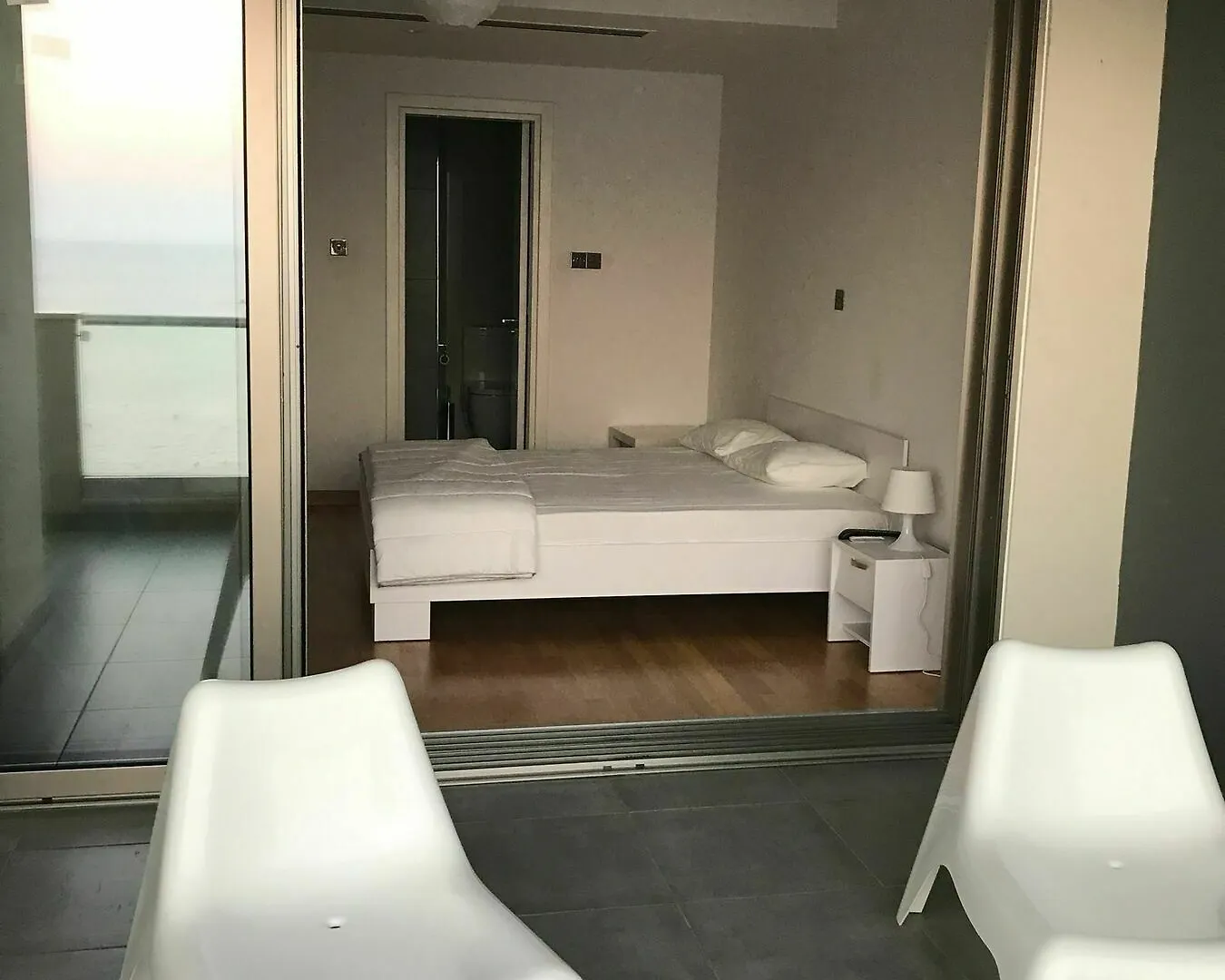 Finikoudes Luxury Apartments Larnaca